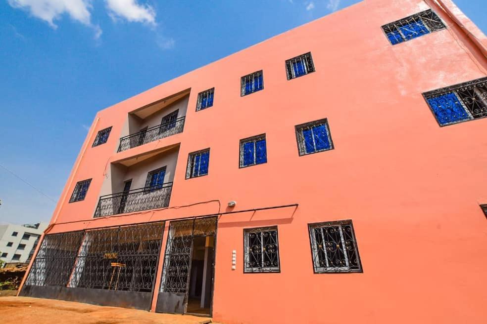 Appartements Neuf De Haut Standing Dm & Ng A Bafoussam Εξωτερικό φωτογραφία