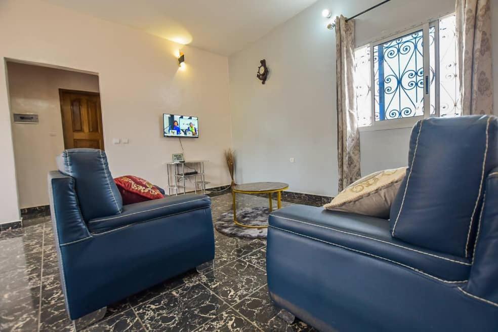 Appartements Neuf De Haut Standing Dm & Ng A Bafoussam Εξωτερικό φωτογραφία