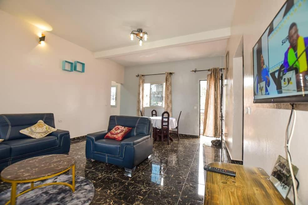 Appartements Neuf De Haut Standing Dm & Ng A Bafoussam Εξωτερικό φωτογραφία