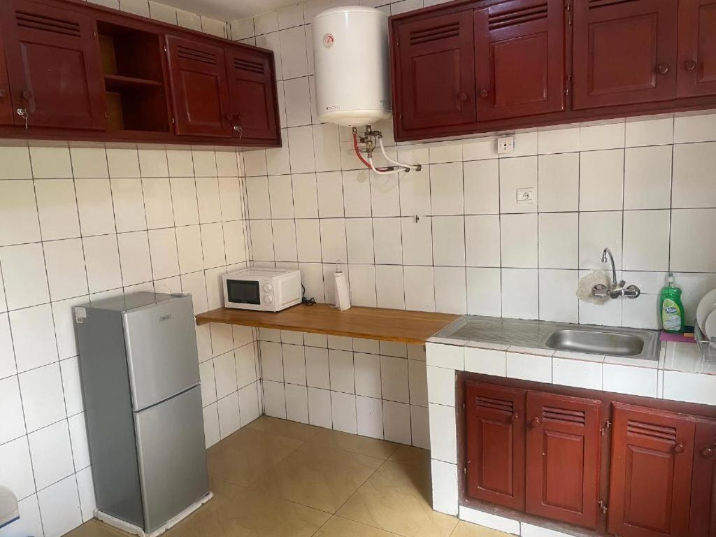 Appartements Neuf De Haut Standing Dm & Ng A Bafoussam Εξωτερικό φωτογραφία